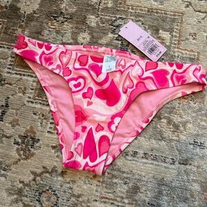 Low rise cheeky bikini bottoms